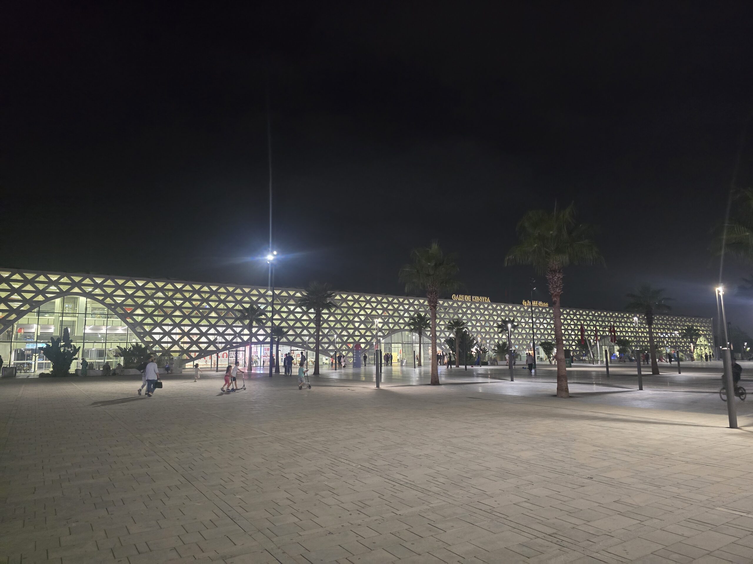 Casablanca Airport Taxi to Kenitra